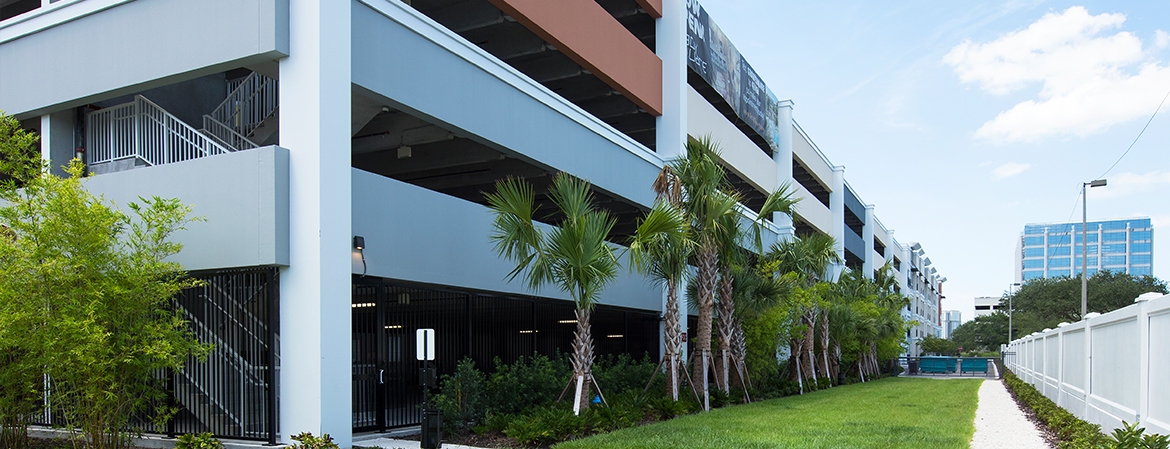 grady avenue parking garage