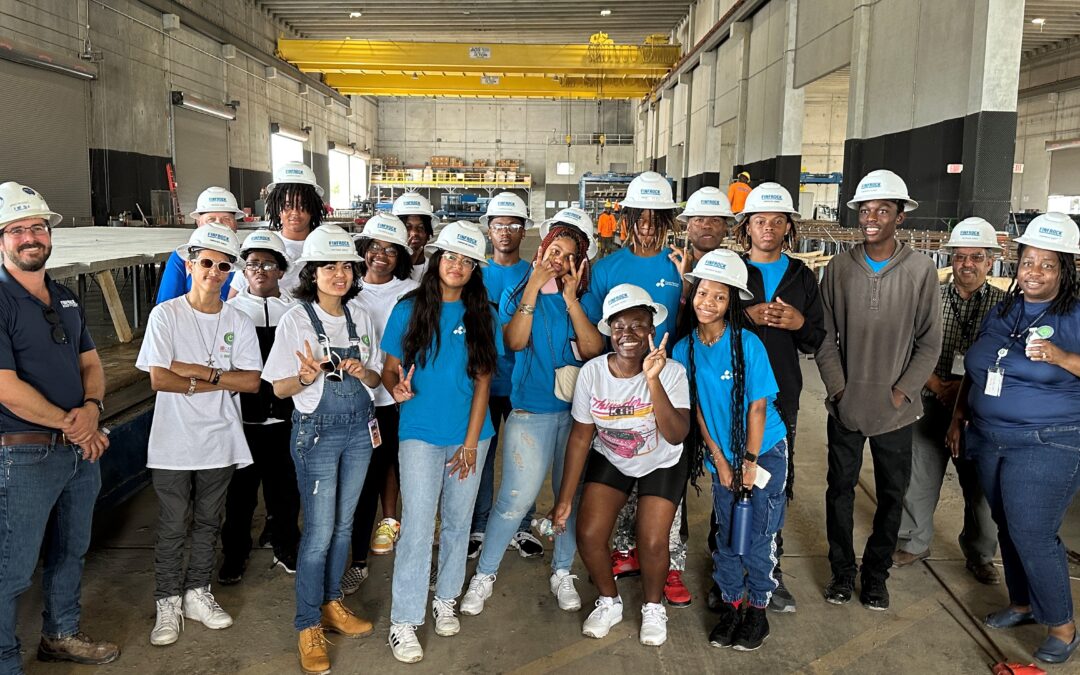 Group photo of OCPS students during their plant tour